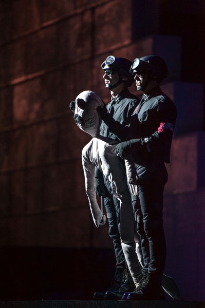 Roger Waters erected 'The Wall' @ Yankee Stadium (twice) -- (night